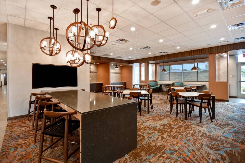 Fairfield Inn And Suites By Marriott Milwaukee North 7