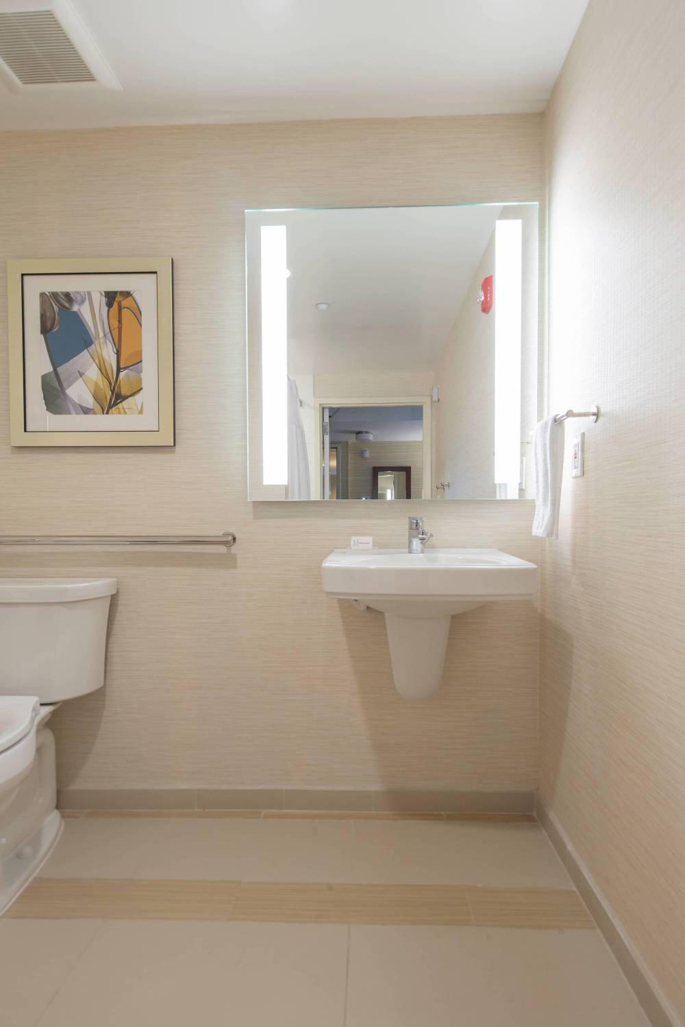 Fairfield Inn And Suites By Marriott New York Queens Fresh Meadows 4