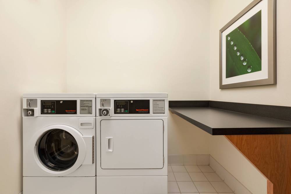 Fairfield Inn And Suites By Marriott Omaha East-council Bluffs Ia 5