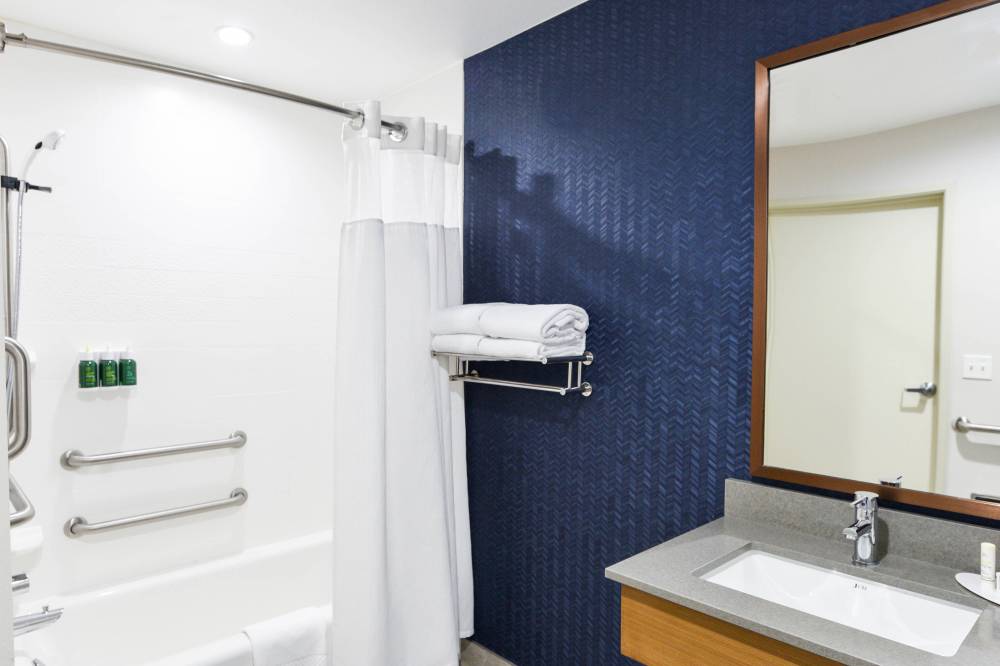 Fairfield Inn And Suites By Marriott Ontario Rancho Cucamonga 3