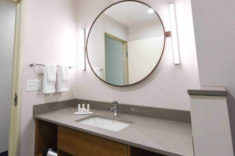 Fairfield Inn And Suites By Marriott Ontario Rancho Cucamonga 4