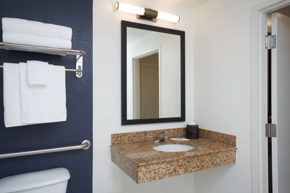 Fairfield Inn And Suites By Marriott Orlando International Dr Conv Center 3