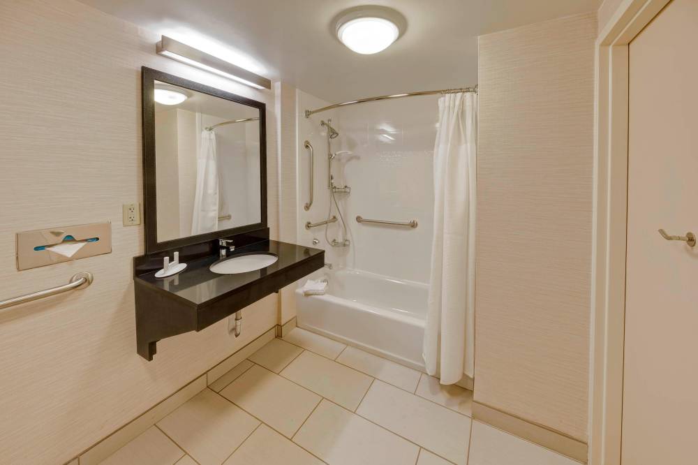 Fairfield Inn And Suites By Marriott Orlando Near Universal Orlando Resort 2
