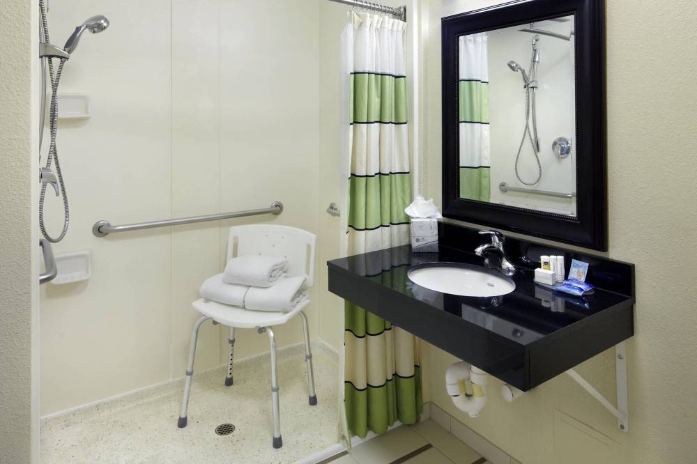 Fairfield Inn And Suites By Marriott Phoenix Midtown 2