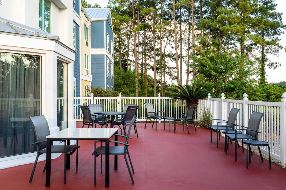 Fairfield Inn And Suites By Marriott Savannah Airport 5