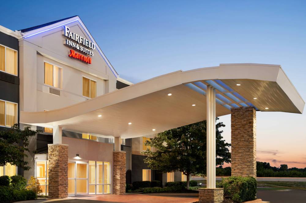Fairfield Inn And Suites By Marriott Tulsa Central 2