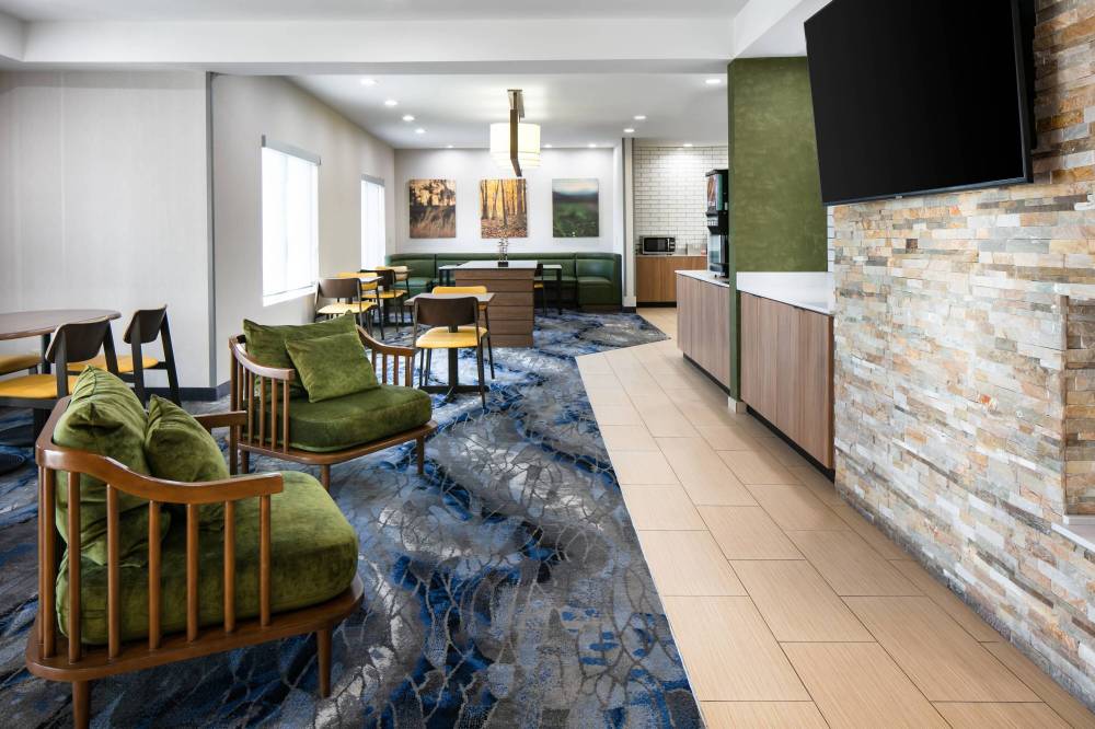 Fairfield Inn And Suites By Marriott Tulsa Central 8
