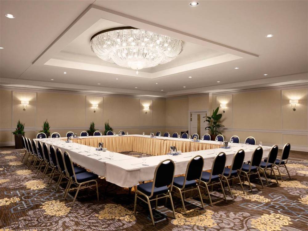 Fairmont Winnipeg 3