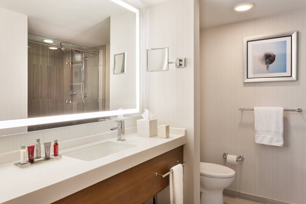 Fort Lauderdale Marriott Harbor Beach Resort And Spa 2