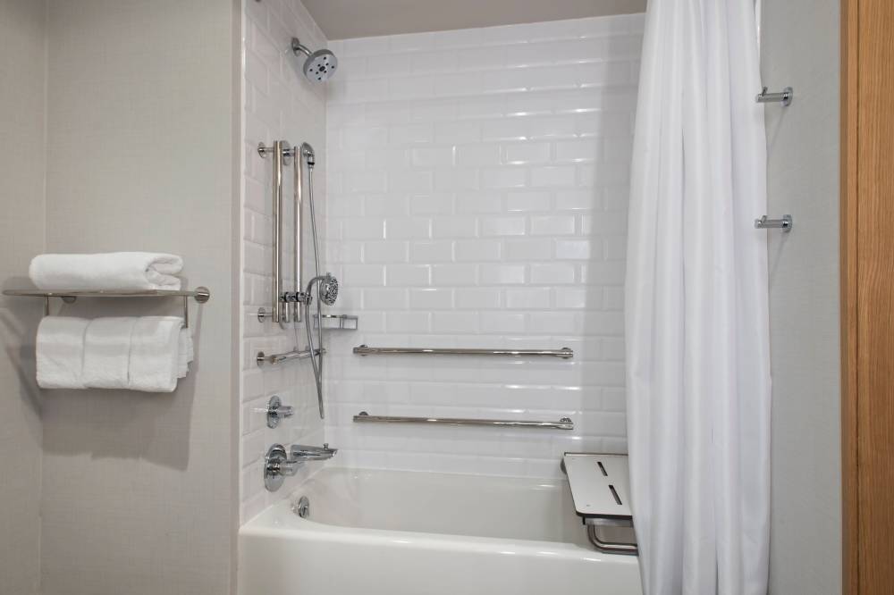 Four Points By Sheraton Albany 3
