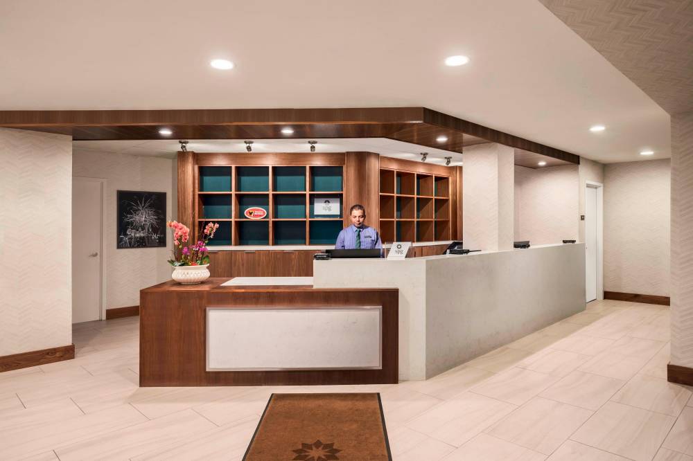 Four Points By Sheraton Anaheim 10
