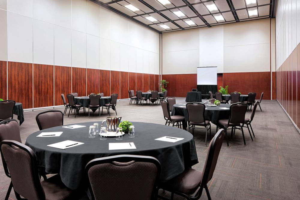 Four Points By Sheraton Levis Convention Centre 8