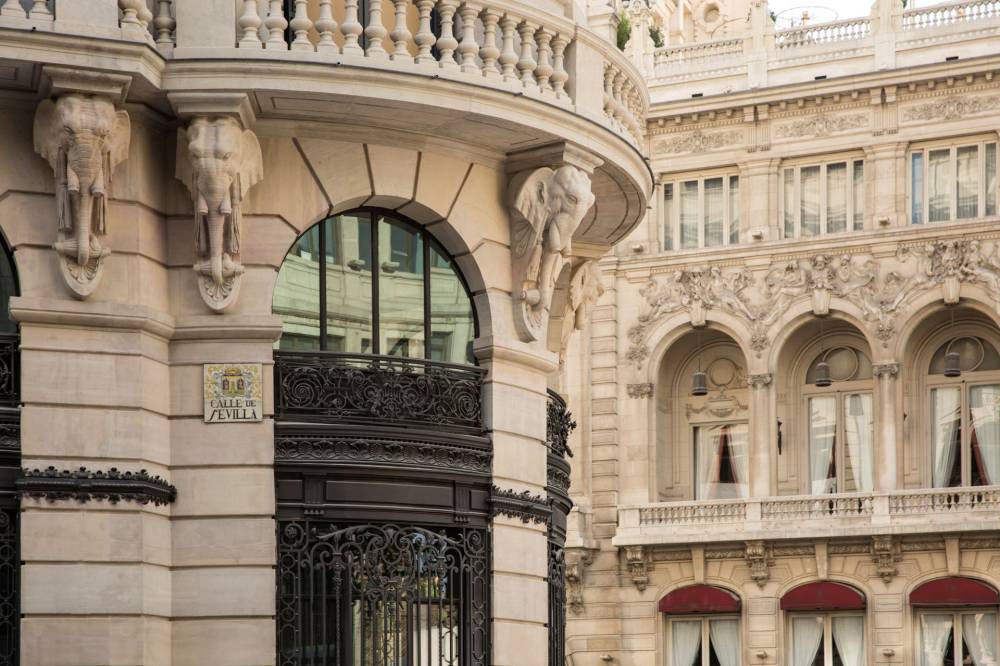 Four Seasons Hotel Madrid 9