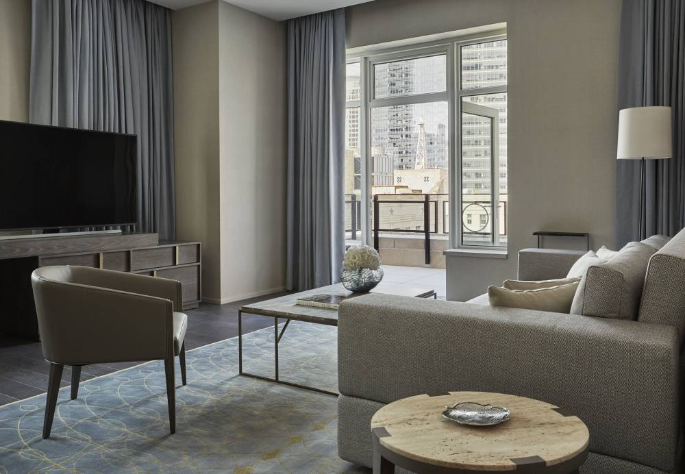Four Seasons Hotel New York Downtown 10