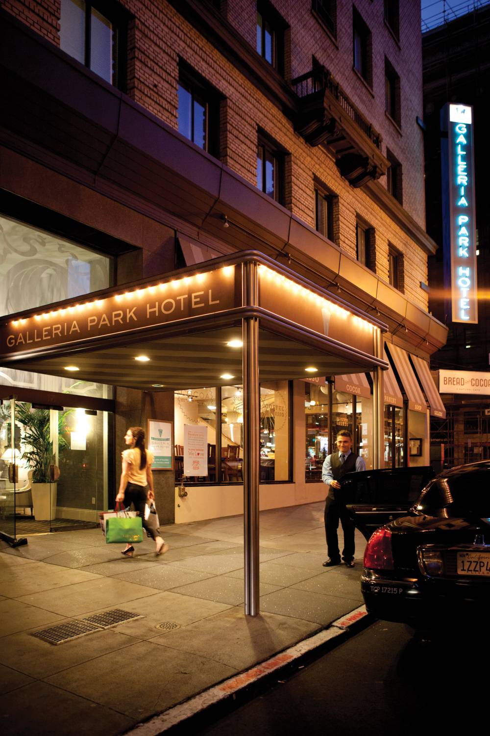 Galleria Park Exterior Entrance Night