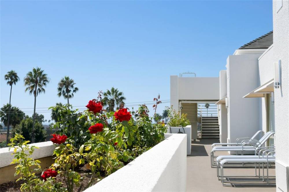 Gateway Hotel Santa Monica 2
