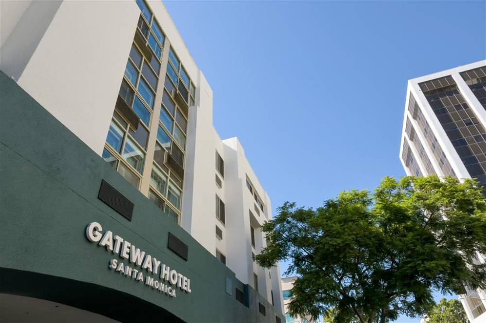 Gateway Hotel Santa Monica 3