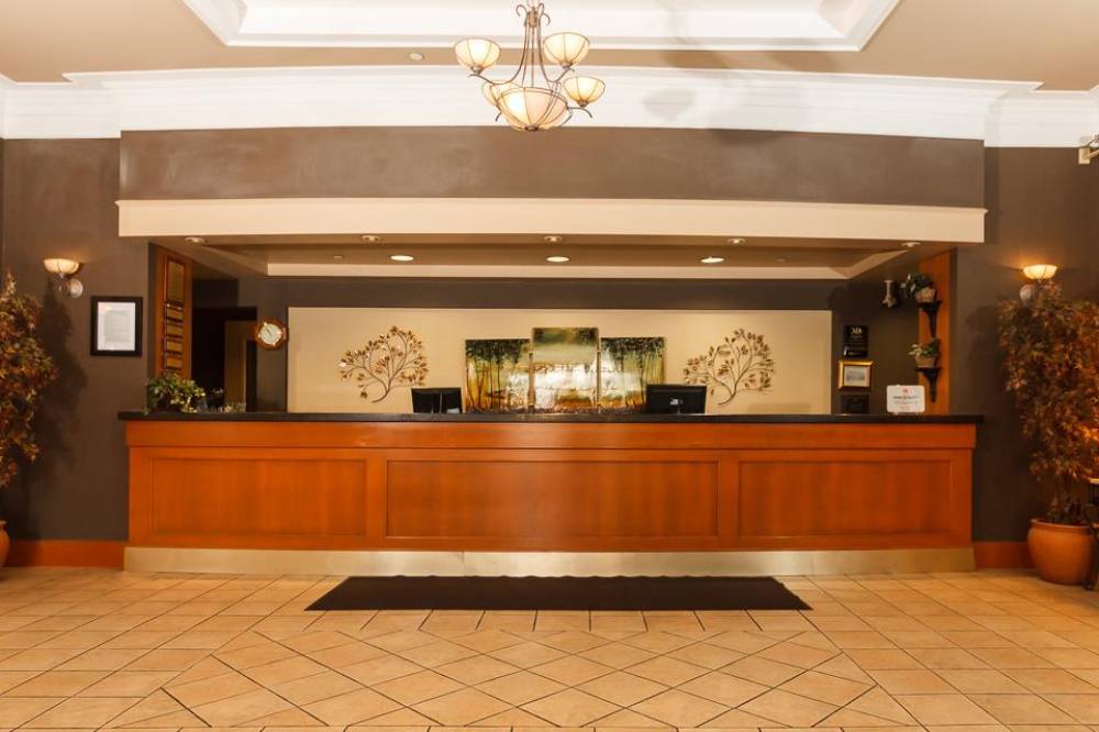 Glenmore Inn And Convention Centre 2