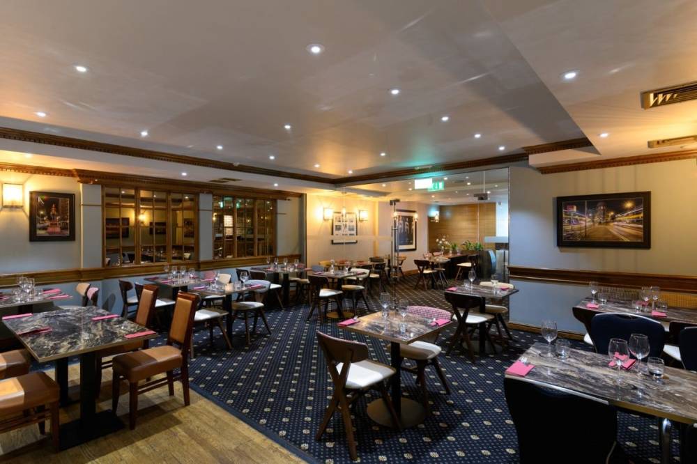 Glynhill Hotel And Spa 7