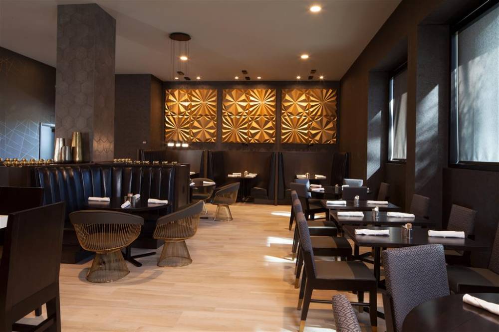 H Hotel Los Angeles, Curio Collection B 4