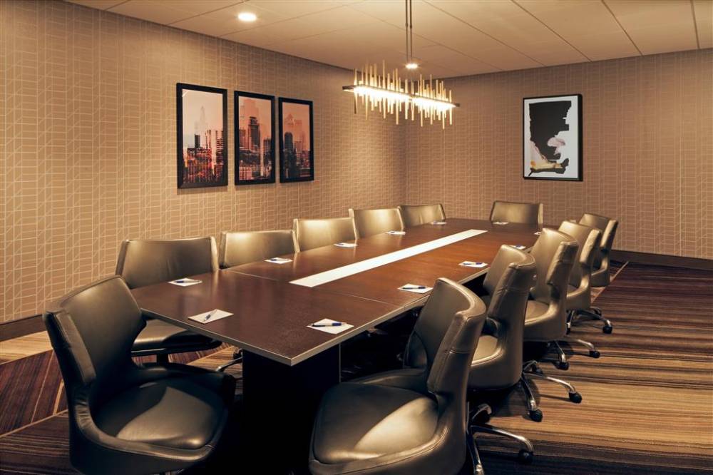 H Hotel Los Angeles, Curio Collection B 2