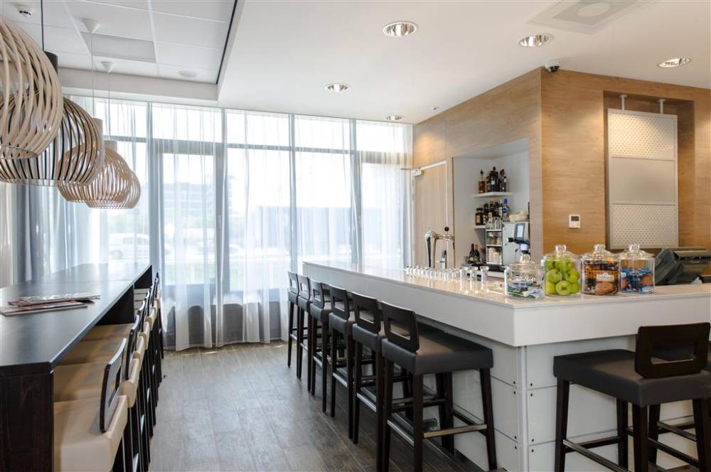 Hampton By Hilton Amsterdam Airport Schiphol 3