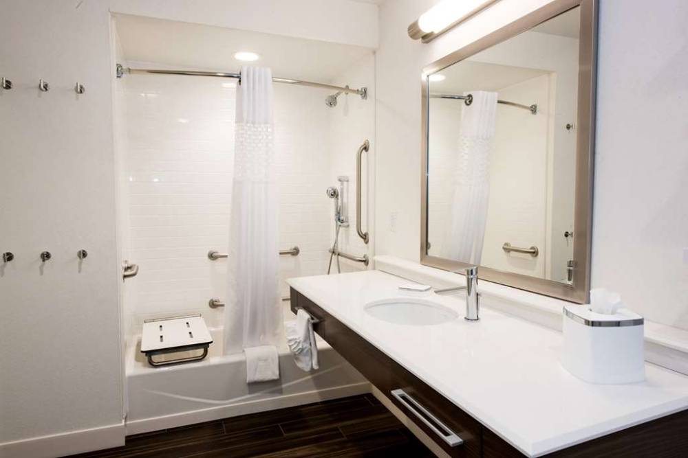 Hampton Inn Albany-western Ave/university Area 7