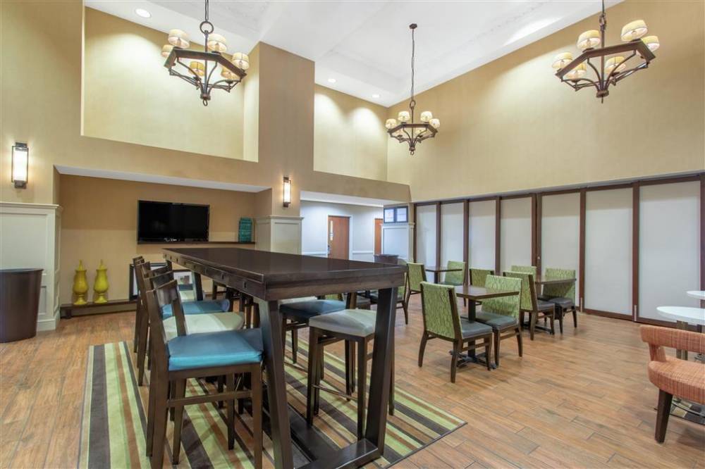 Hampton Inn & Suites Albany-airport 4