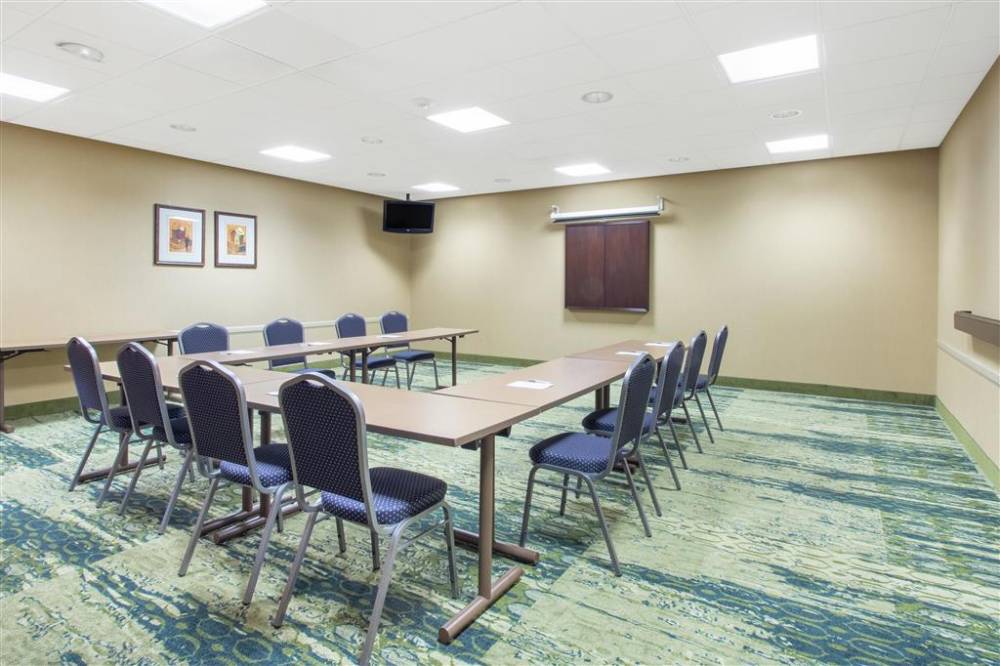 Hampton Inn & Suites Albany-airport 3