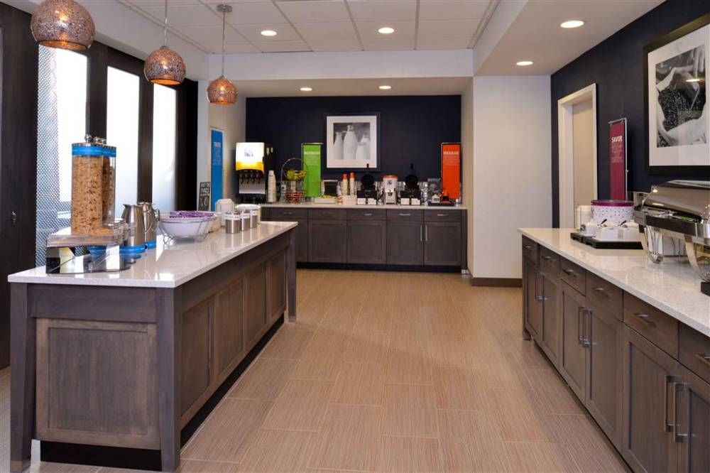 Hampton Inn & Suites Albany/east Gr 5