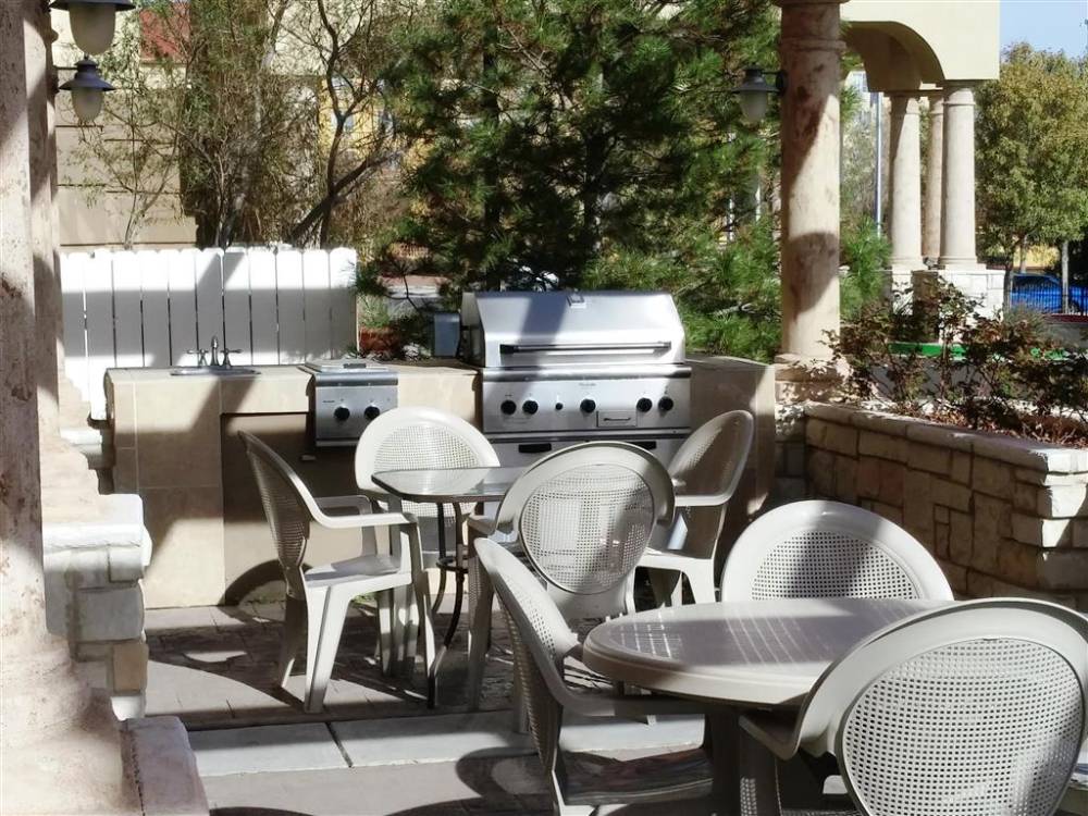 Hampton Inn & Suites Albuquerque-coors Road 3