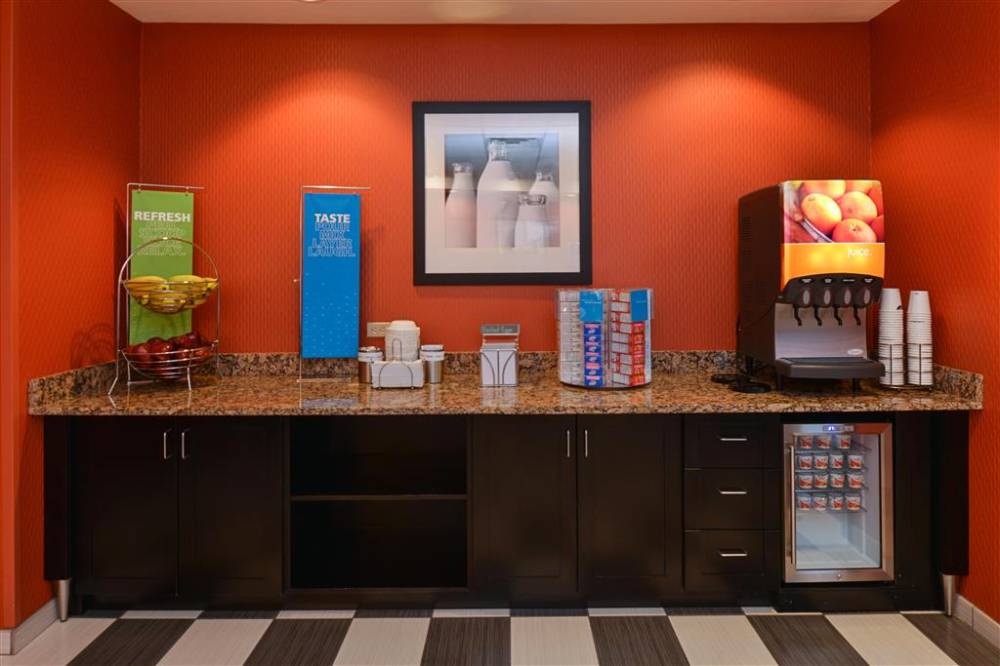 Hampton Inn & Suites Albuquerque-coors Road 6