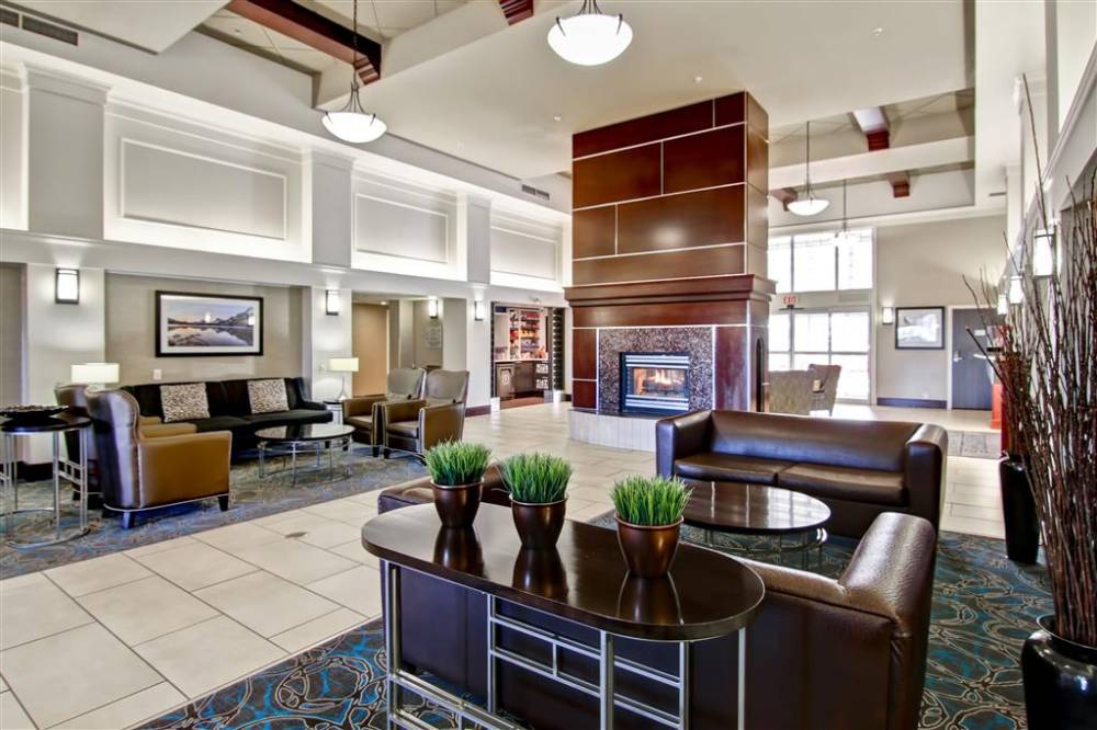 Hampton Inn & Suites By Hilton Calg 3
