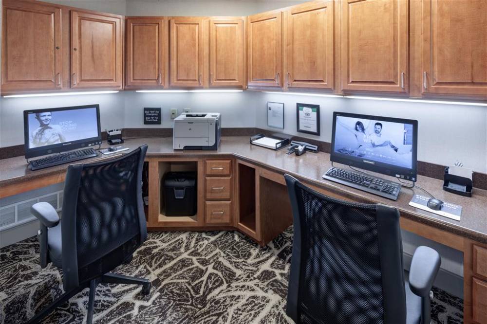 Hampton Inn & Suites Cedar Rapids - North 5