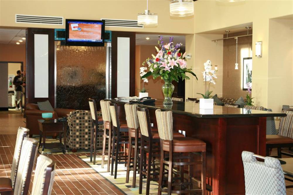 Hampton Inn & Suites Dumas 4