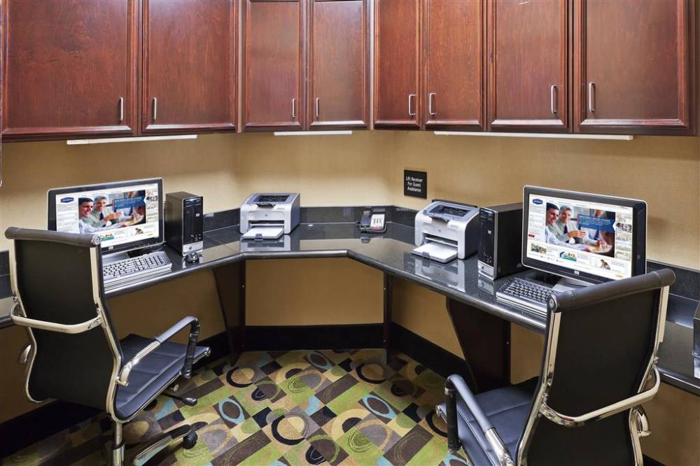 Hampton Inn & Suites Dumas 3