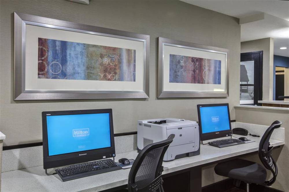 Hampton Inn & Suites Hermosa Beach 2