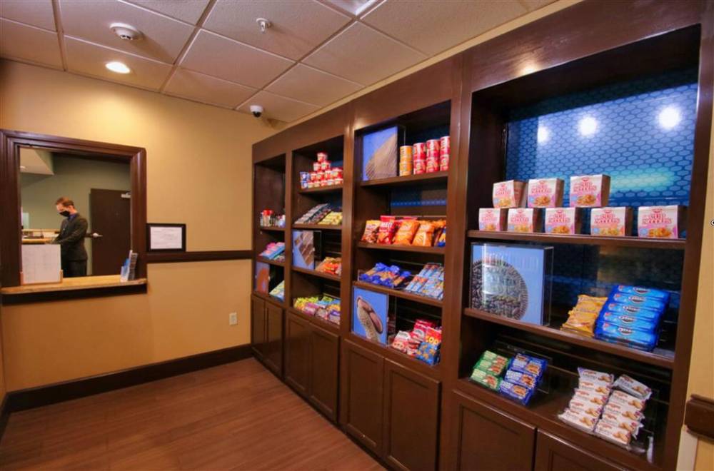 Hampton Inn & Suites Jacksonville - Beach Blvd/mayo Clinic 6
