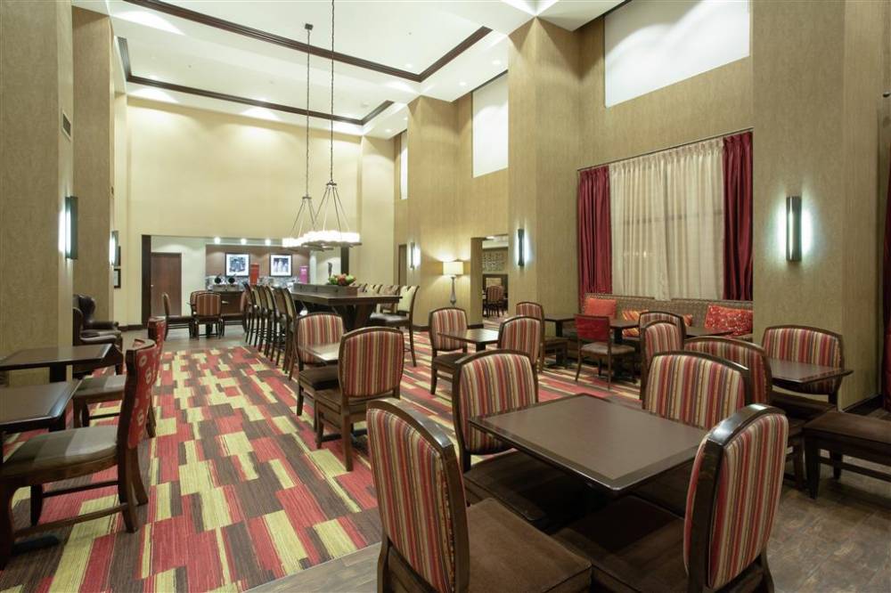 Hampton Inn & Suites Mulvane I-35, Ks 4