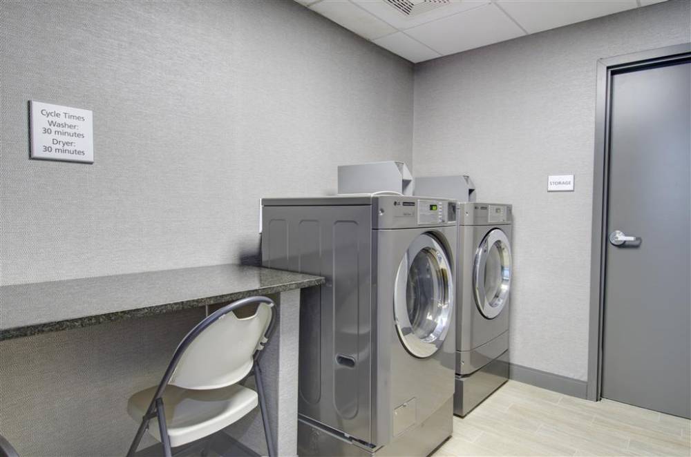 Hampton Inn & Suites Portland West 4