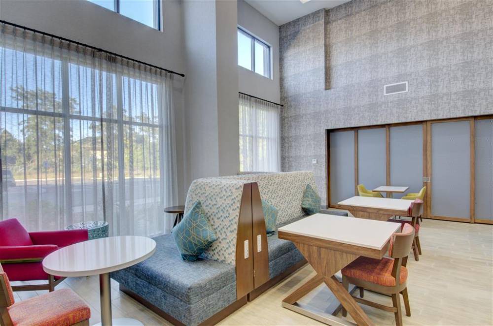 Hampton Inn & Suites Portland West 3