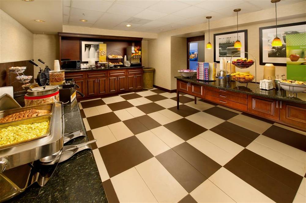 Hampton Inn & Suites San Antonio Airport, Tx 5