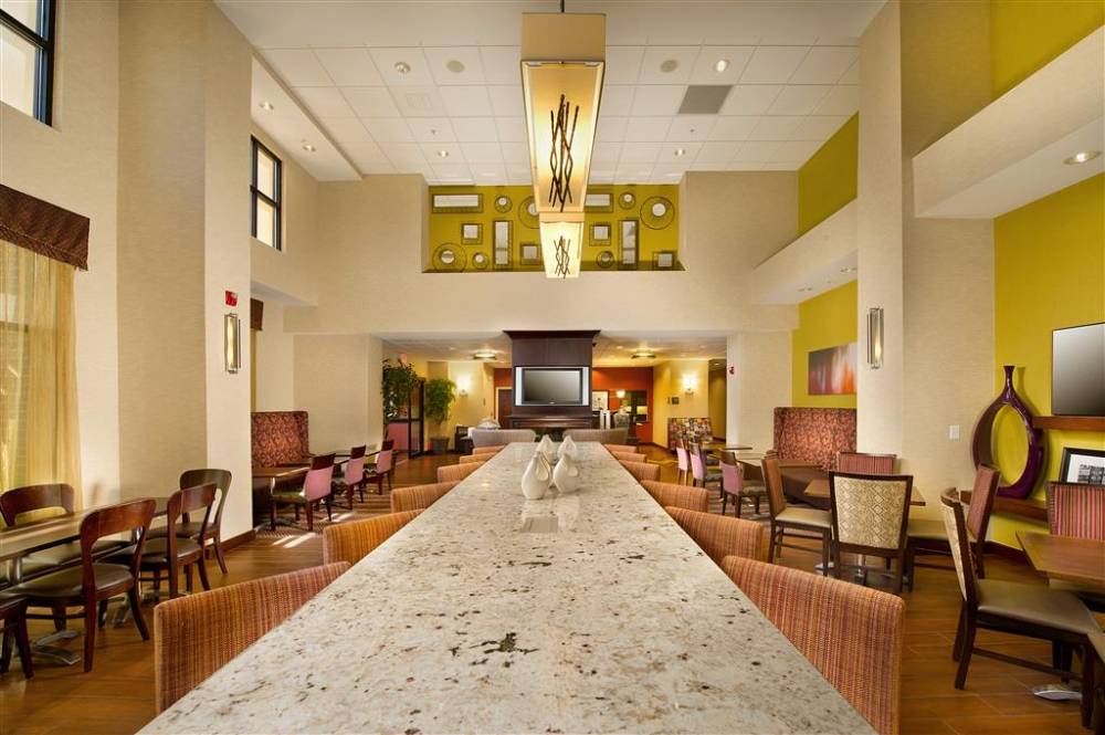 Hampton Inn & Suites San Antonio Airport, Tx 3