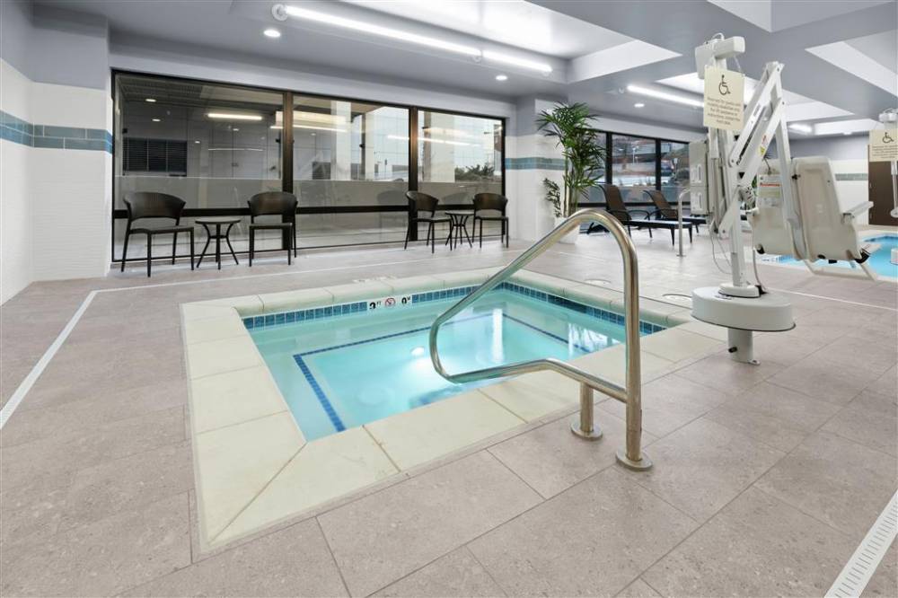Hampton Inn & Suites Spokane Downto 4