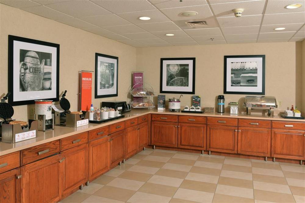 Hampton Inn & Suites Springfield, Mo 6