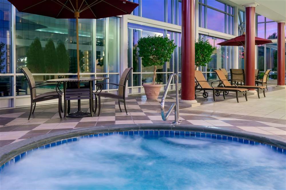 Hampton Inn And Suites Buffalo Downtown 6