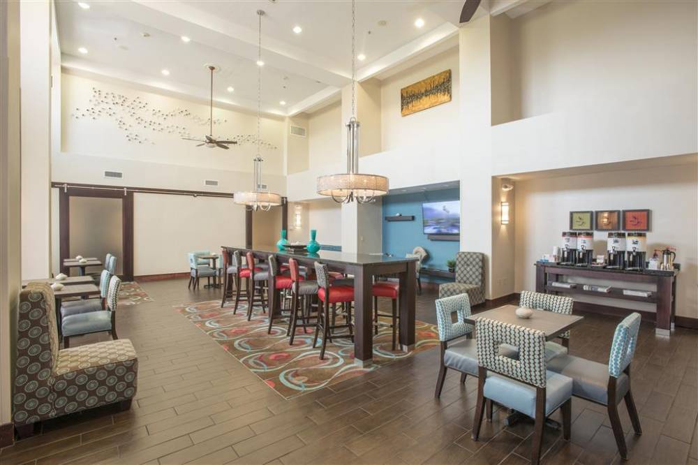 Hampton Inn And Suites Dayton-airport 4