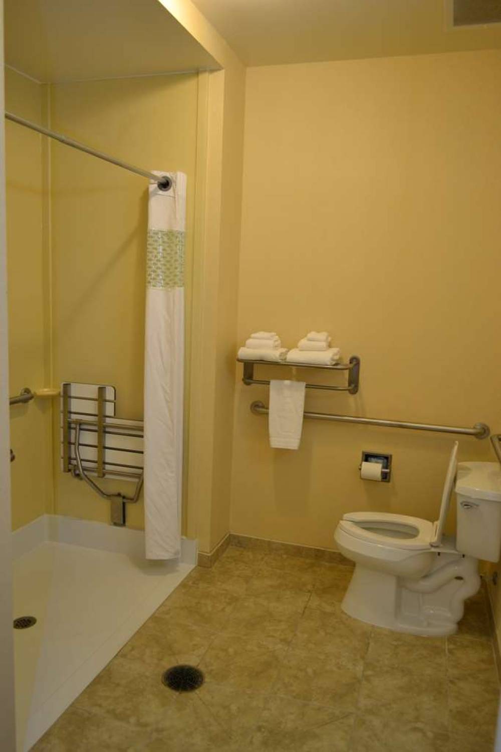 Hampton Inn And Suites Dayton-airport 9