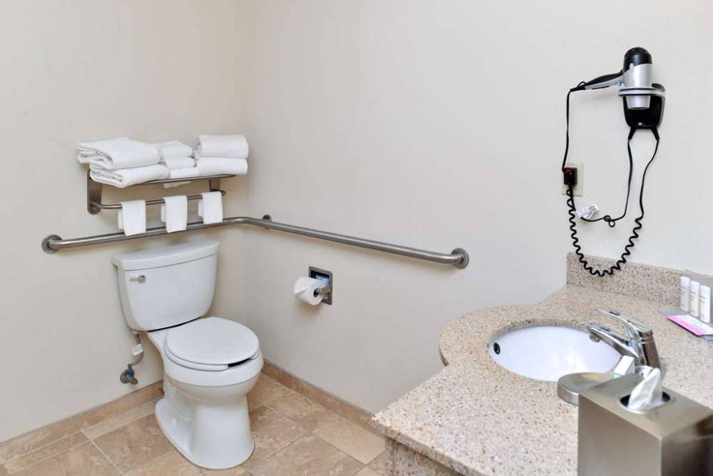 Hampton Inn And Suites Dayton-vandalia 7