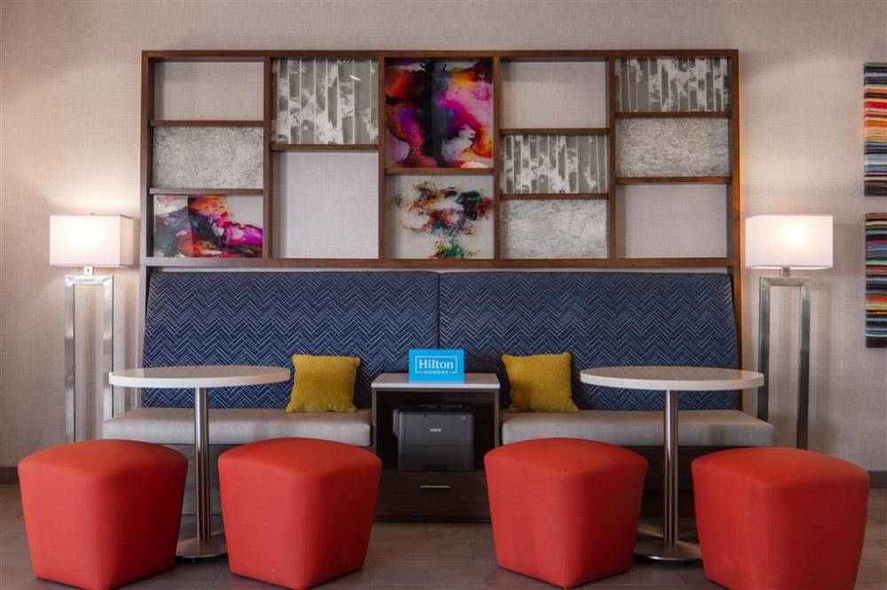 Hampton Inn And Suites El Paso-airport 6
